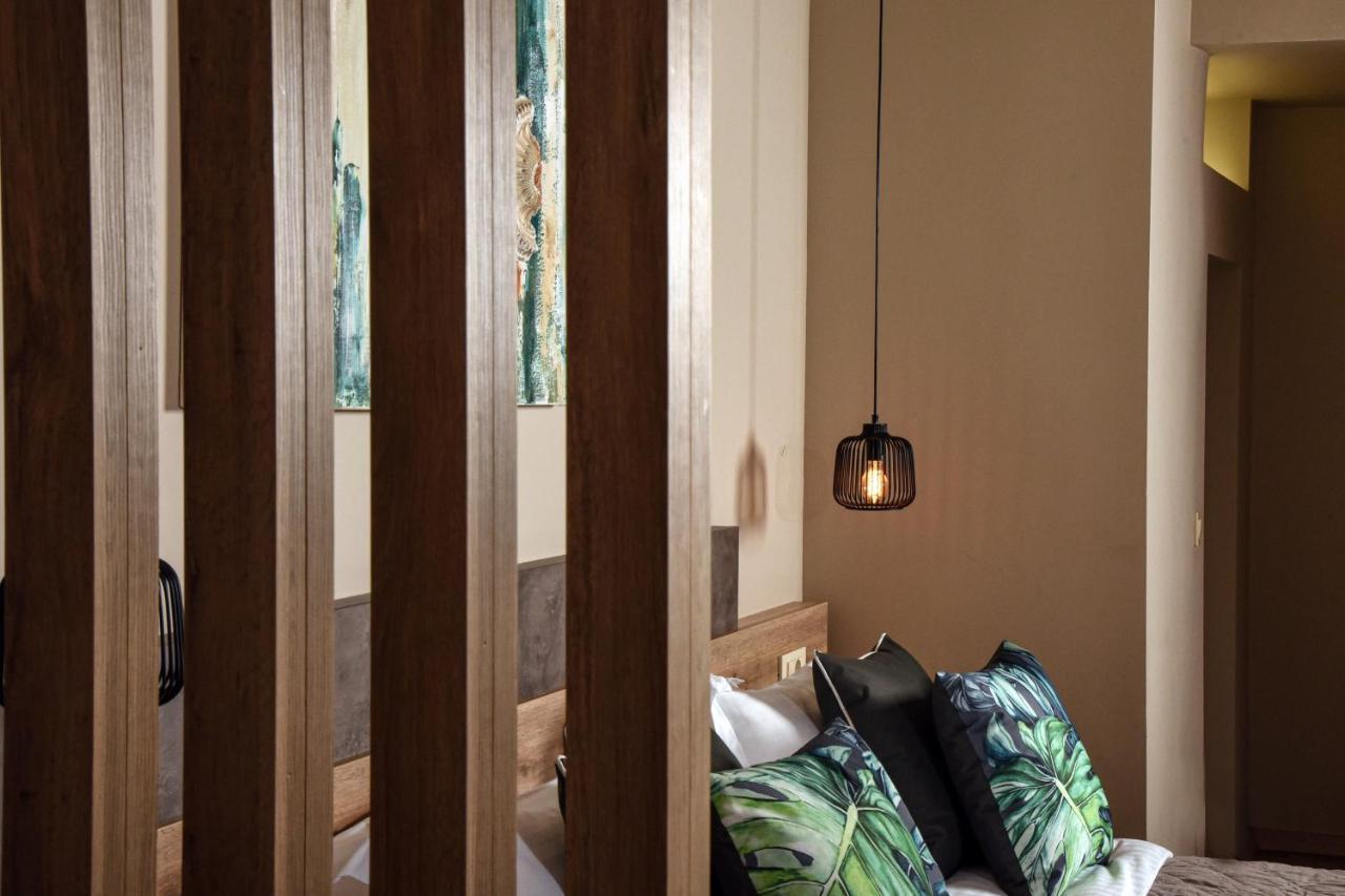 Wisdom Residence Luxury Apartments At Plaka Athen Exterior foto