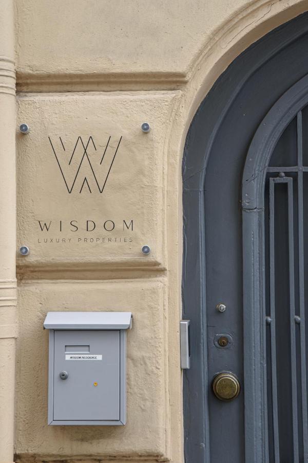 Wisdom Residence Luxury Apartments At Plaka Athen Exterior foto